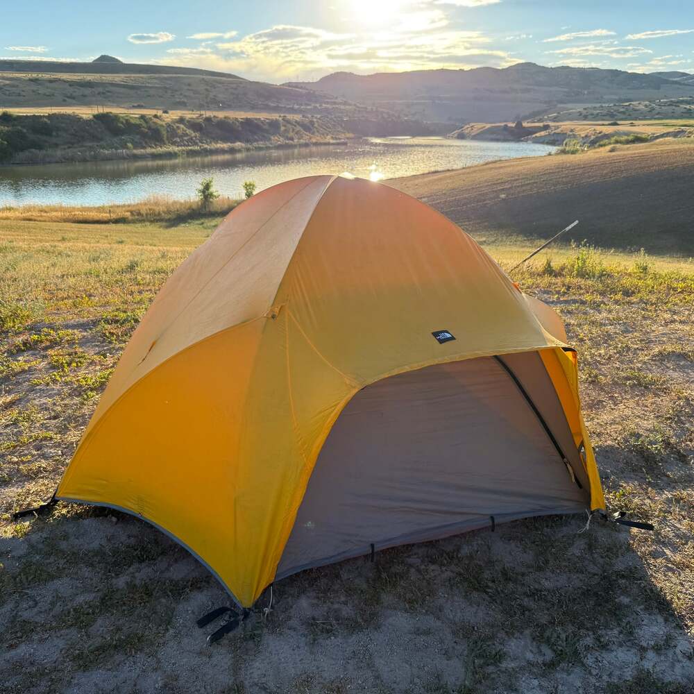 The North Face VE-24 tent 4-season waterproof